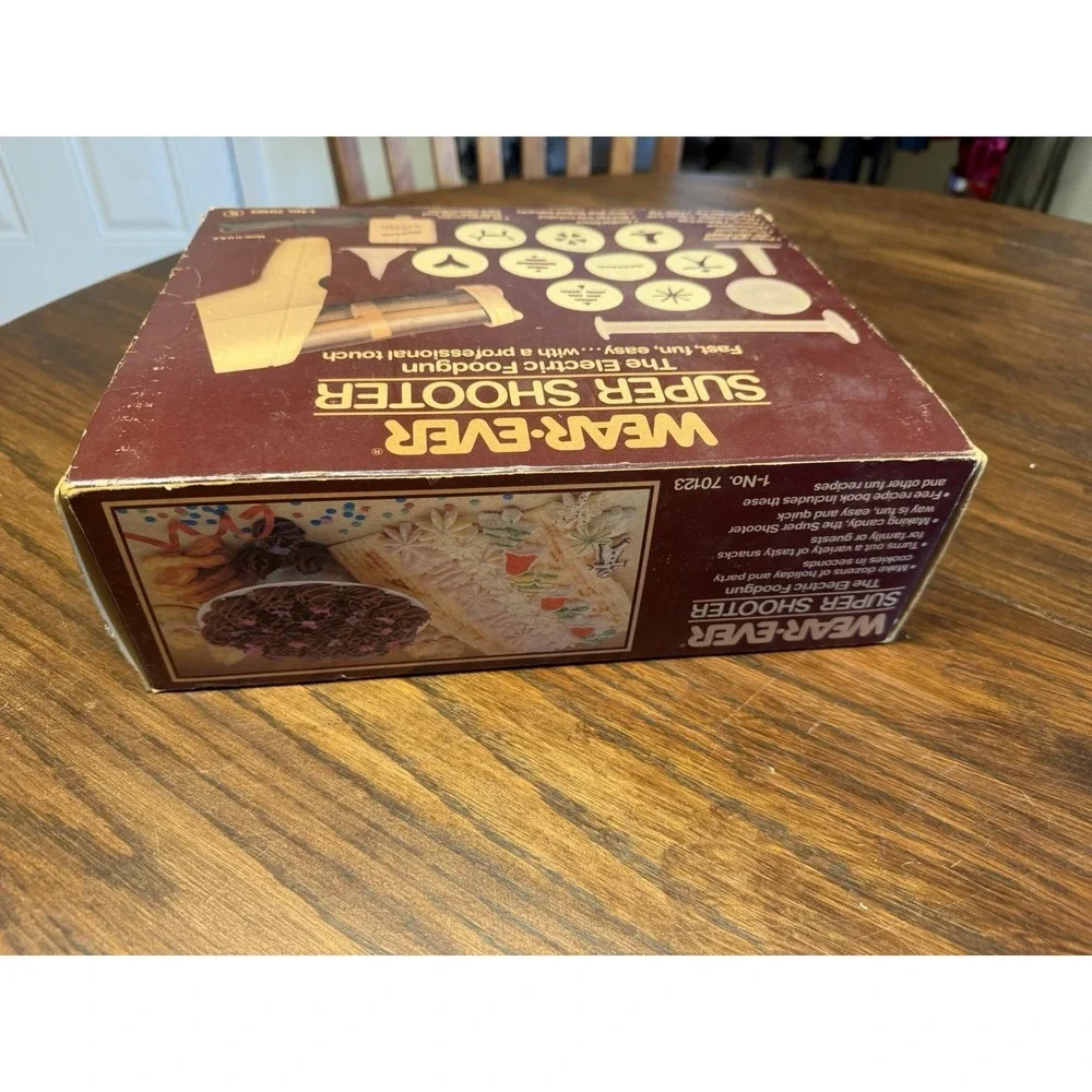 Wear-Ever Super Shooter Electric Cookie Pastry Press Gun In Box #70123 WORKS VTG